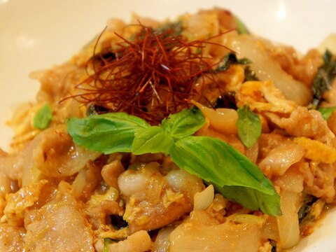 タイの風を感じます☆簡単豚肉のバジル炒め